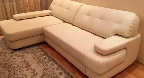 Обивка углового дивана.  Серафимович